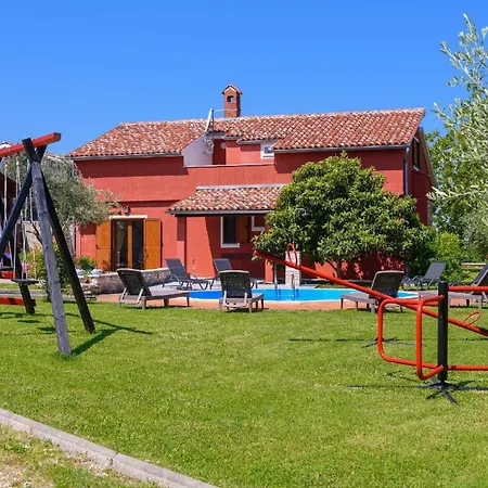 Holiday home Mit Privatpool Fuer 8 Personen Ca 150 Qm In Cokuni, Istrien Suedkueste Von Istrien